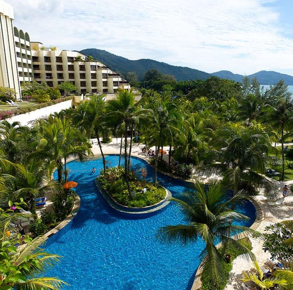 Of Luxury Travel and Soft Adventures