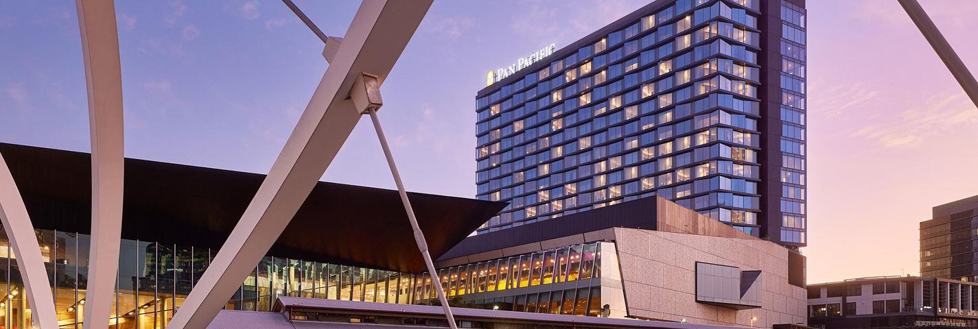 Stay at Pan Pacific Melbourne