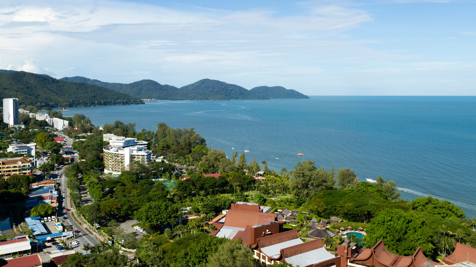 Batu Ferringhi Ideal Family Resort Life in Penang