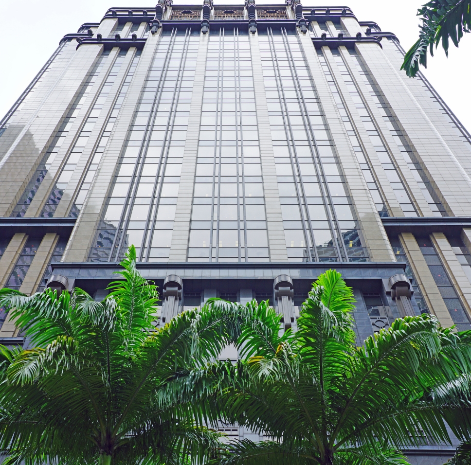 Singapore in Structure: 10 Iconic Buildings That Define the City