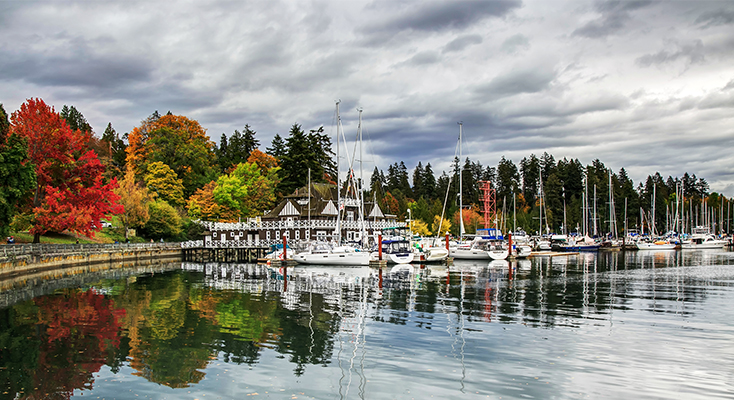 How To Plan a Perfect Fall Weekend Getaway in Canada