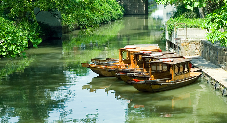 The Best Things to See, Eat, and Buy in Suzhou