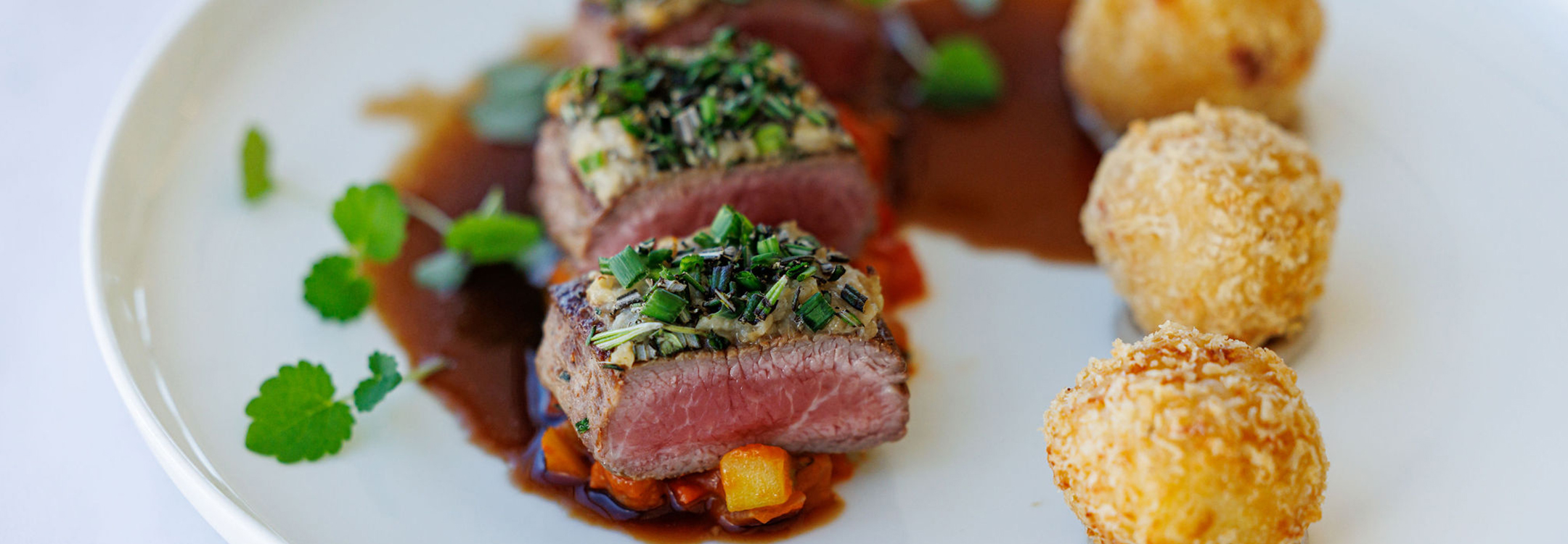 Pan Pacific Vancouver Food and Catering services