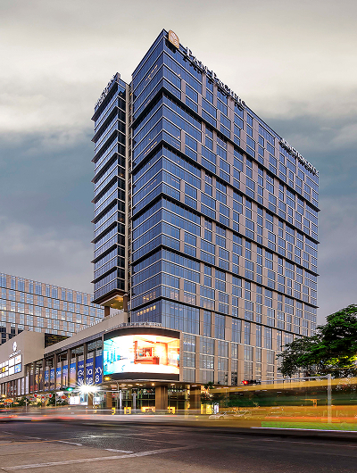 Stay at Pan Pacific Yangon
